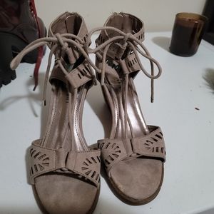 MADDEN GIRL Wedge Sandal strapoy sz 8/9